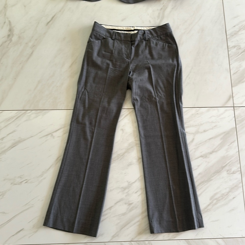 Theory Women’s Gray 2 Piece Suit  Size 6